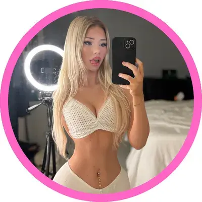 Brielle | FRESH 18 YR OLD BLONDIE🤍🐰 profile picture