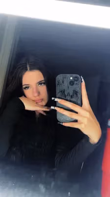 ๐ป๐๐๐ข ๐ชท profile picture