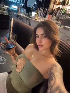 Bella Bloom profile picture